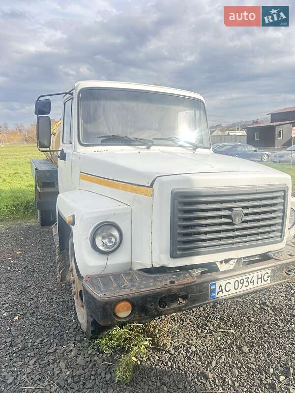 Цистерна ГАЗ 3307 2004 в Луцке