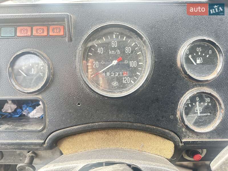 Цистерна ГАЗ 3307 2004 в Луцке