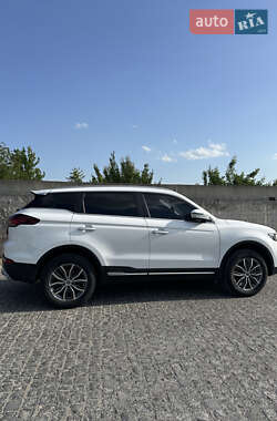 Позашляховик / Кросовер Geely Atlas Pro 2022 в 