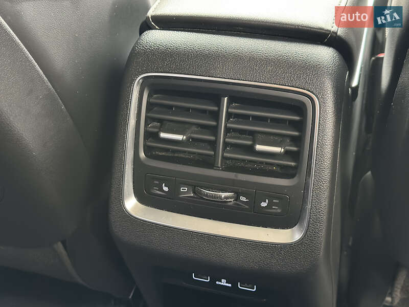 Внедорожник / Кроссовер Geely Atlas Pro 2022 в Киеве фото 20 Внедорожник / Кроссовер Geely Atlas Pro 2022 в Киеве
