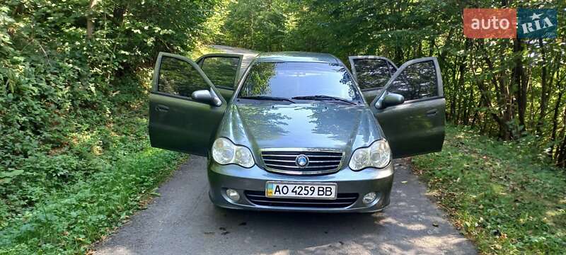 Седан Geely CK-2 2011 в Сваляве