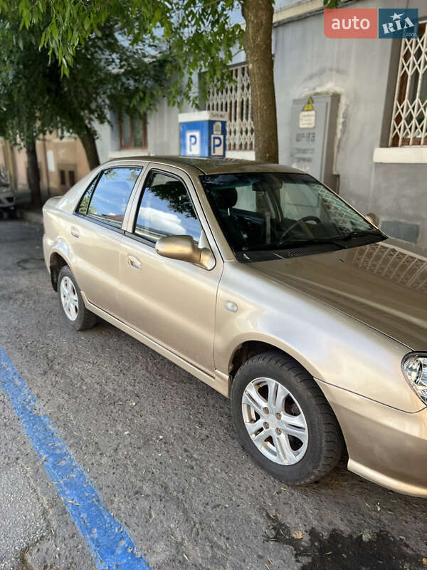 Седан Geely CK-2 2013 в Чернівцях