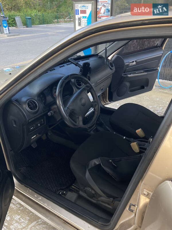 Седан Geely CK-2 2013 в Дніпрі