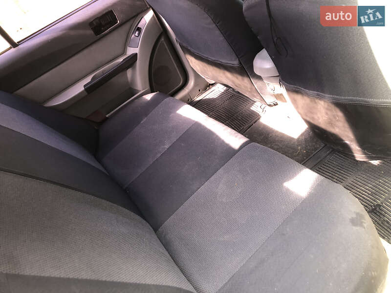 Седан Geely CK 2008 в Бориславі