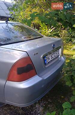 Седан Geely CK 2009 в Дубні Седан Geely CK 2009 в Дубні
