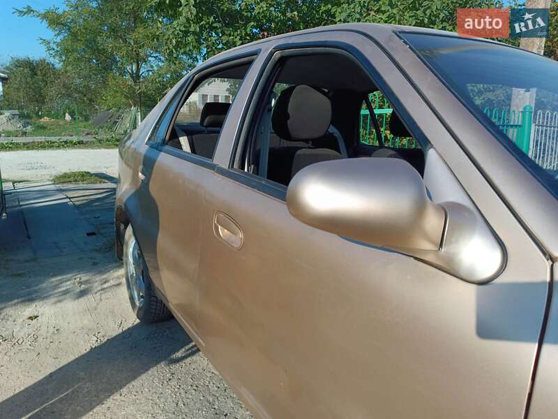 Седан Geely CK 2011 в Новому Розділі