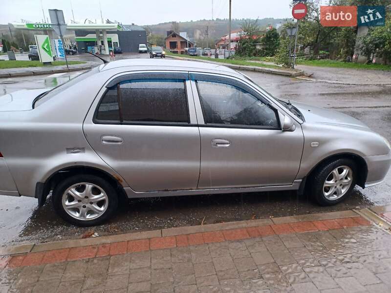 Седан Geely CK 2011 в Монастириській