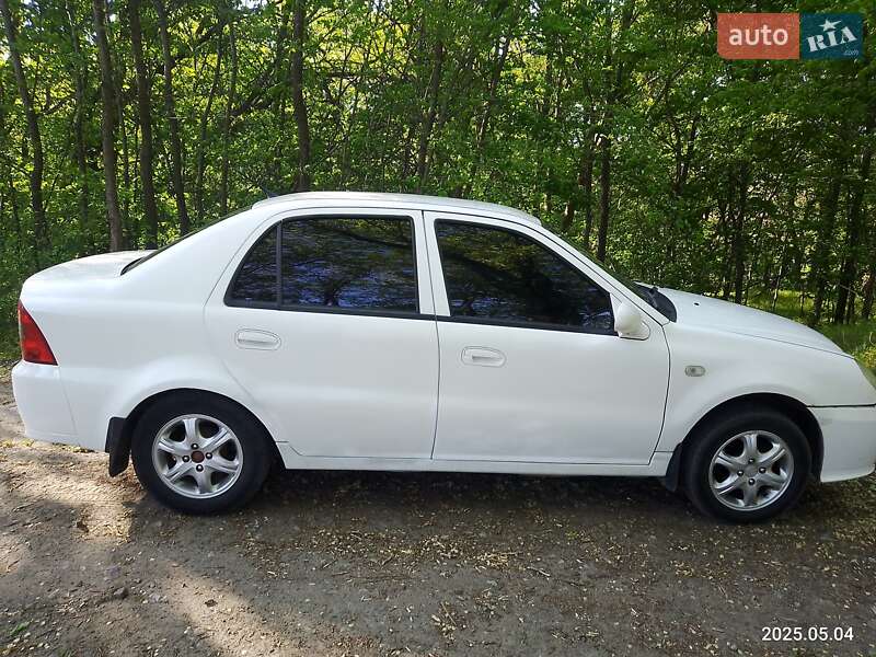 Geely CK 2011