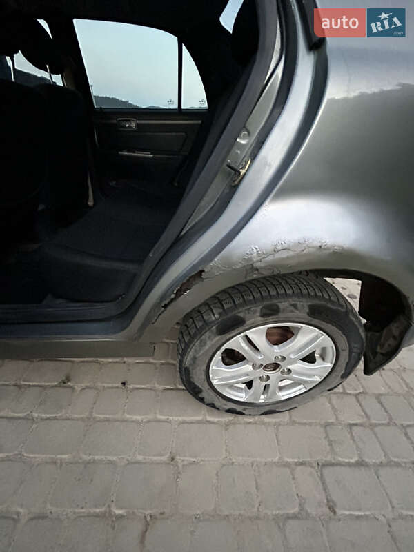 Седан Geely CK 2012 в Поляниці
