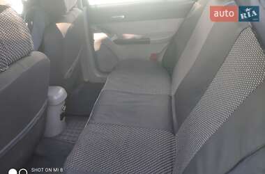 Седан Geely CK 2008 в  фото 21 Седан Geely CK 2008 в