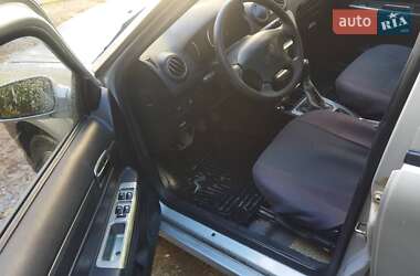 Седан Geely CK 2010 в  фото 12 Седан Geely CK 2010 в