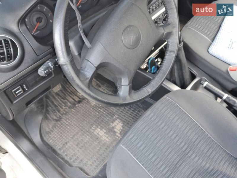 Седан Geely CK 2012 в Нововолынске