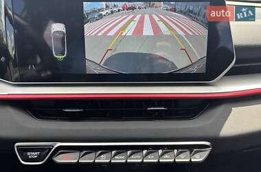 Позашляховик / Кросовер Geely Coolray 2023 в 