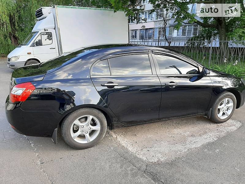 Седан Geely Emgrand 7 (EC7) 2013 в Києві