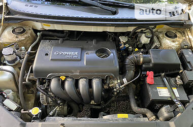 Седан Geely Emgrand 7 (EC7) 2013 в 