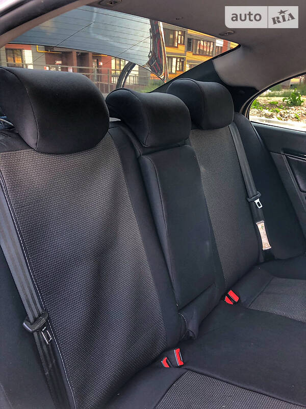 Седан Geely Emgrand 7 (EC7) 2012 в Тернополі