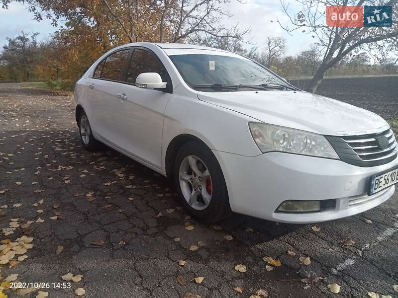 Седан Geely Emgrand 7 (EC7) 2011 в Первомайську