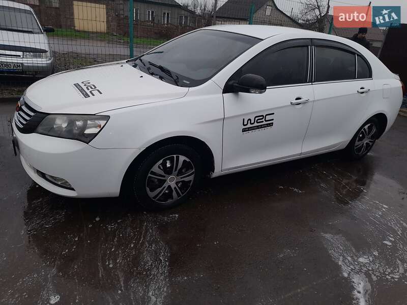 Седан Geely Emgrand 7 (EC7) 2013 в Дніпрі