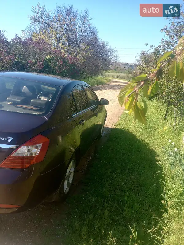 Седан Geely Emgrand 7 (EC7) 2014 в 