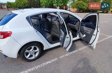 Хэтчбек Geely Emgrand 7 (EC7) 2014 в 
