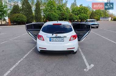 Хэтчбек Geely Emgrand 7 (EC7) 2014 в 