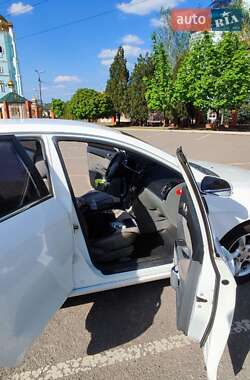 Хэтчбек Geely Emgrand 7 (EC7) 2014 в 