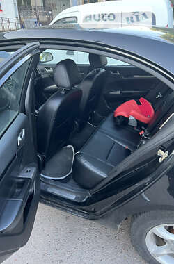 Седан Geely Emgrand 7 (EC7) 2013 в 