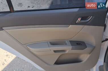 Седан Geely Emgrand 7 (EC7) 2012 в Николаеве