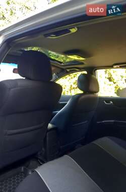 Хэтчбек Geely Emgrand 7 (EC7) 2014 в 