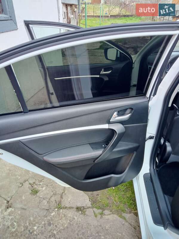 Седан Geely Emgrand 7 (EC7) 2016 в Львове фото 12 Седан Geely Emgrand 7 (EC7) 2016 в Львове