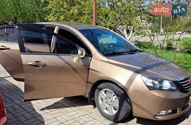 Седан Geely Emgrand 7 (EC7) 2013 в 