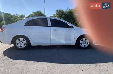 Седан Geely Emgrand 7 (EC7) 2016 в 