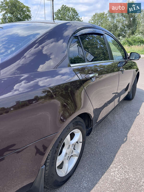 Седан Geely Emgrand 7 (EC7) 2013 в Шептицькому