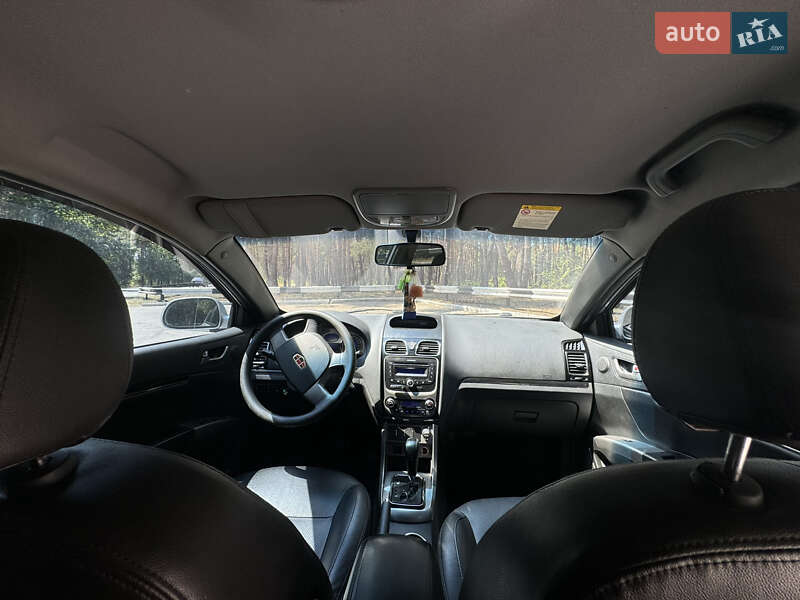 Седан Geely Emgrand 7 (EC7) 2014 в Краснограді