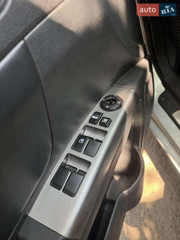 Седан Geely Emgrand 7 (EC7) 2014 в Краснограді