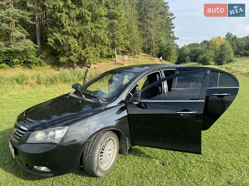 Седан Geely Emgrand 7 (EC7) 2013 в Надворной