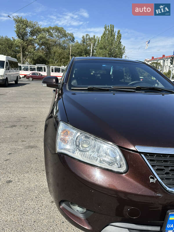 Хетчбек Geely Emgrand 7 (EC7) 2014 в Запоріжжі