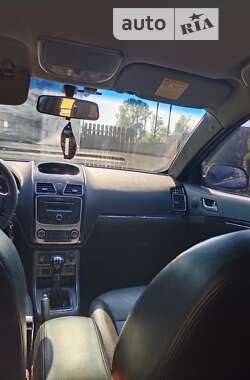 Хэтчбек Geely Emgrand 7 (EC7) 2014 в 
