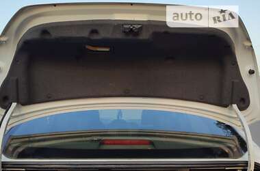 Седан Geely Emgrand 7 (EC7) 2012 в 