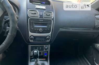 Седан Geely Emgrand 7 (EC7) 2012 в 