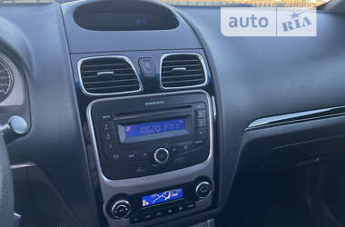 Седан Geely Emgrand 7 (EC7) 2013 в 