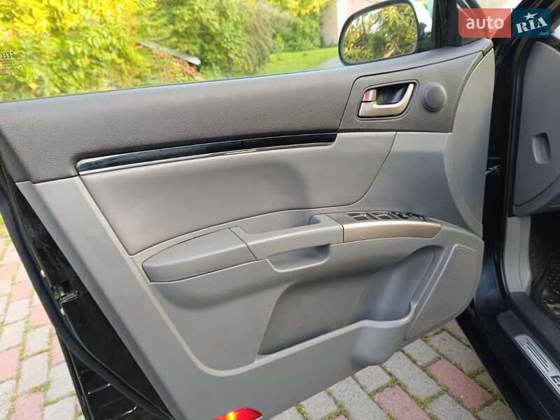 Хетчбек Geely Emgrand 7 (EC7) 2012 в Мукачевому