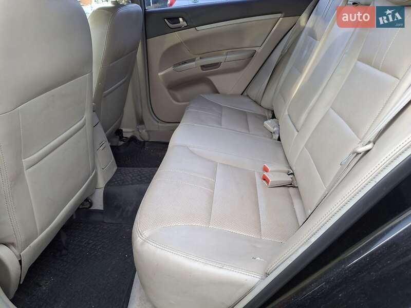 Хетчбек Geely Emgrand 7 (EC7) 2012 в Рівному