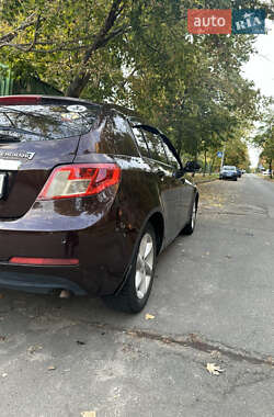 Хетчбек Geely Emgrand 7 (EC7) 2013 в Києві