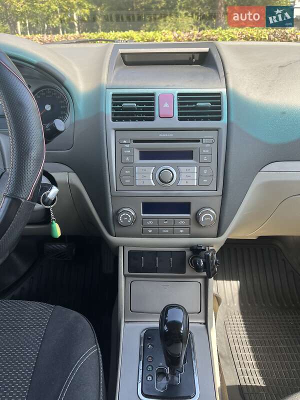 Седан Geely Emgrand 7 (EC7) 2012 в Дніпрі