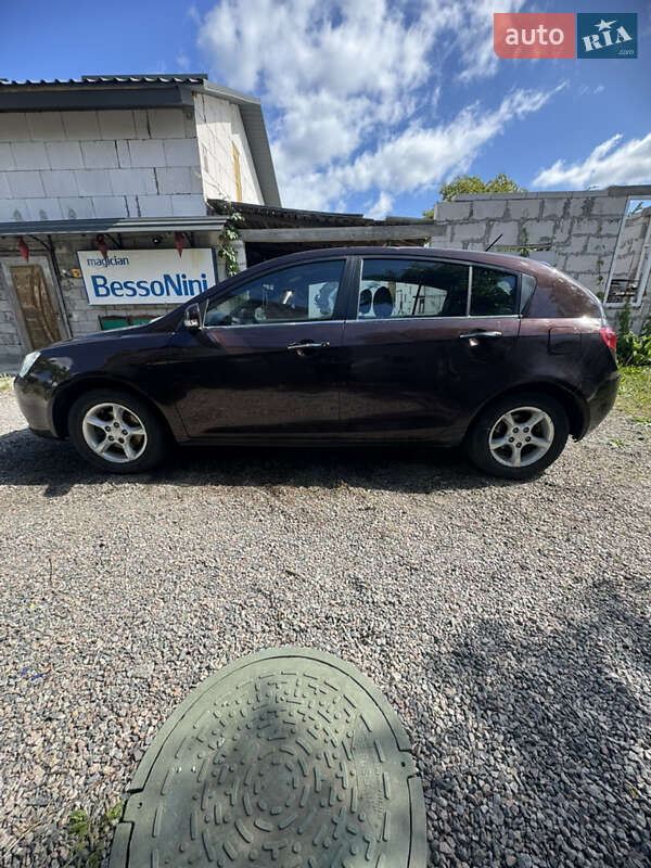 Хэтчбек Geely Emgrand 7 (EC7) 2012 в Глевахе фото 3 Хэтчбек Geely Emgrand 7 (EC7) 2012 в Глевахе