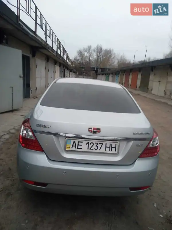 Geely Emgrand 2013