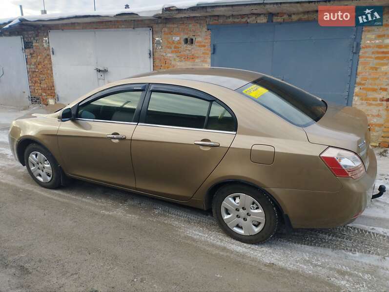 Седан Geely Emgrand 7 (EC7) 2012 в Краснограде