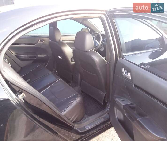 Седан Geely Emgrand 7 (EC7) 2014 в Краматорську