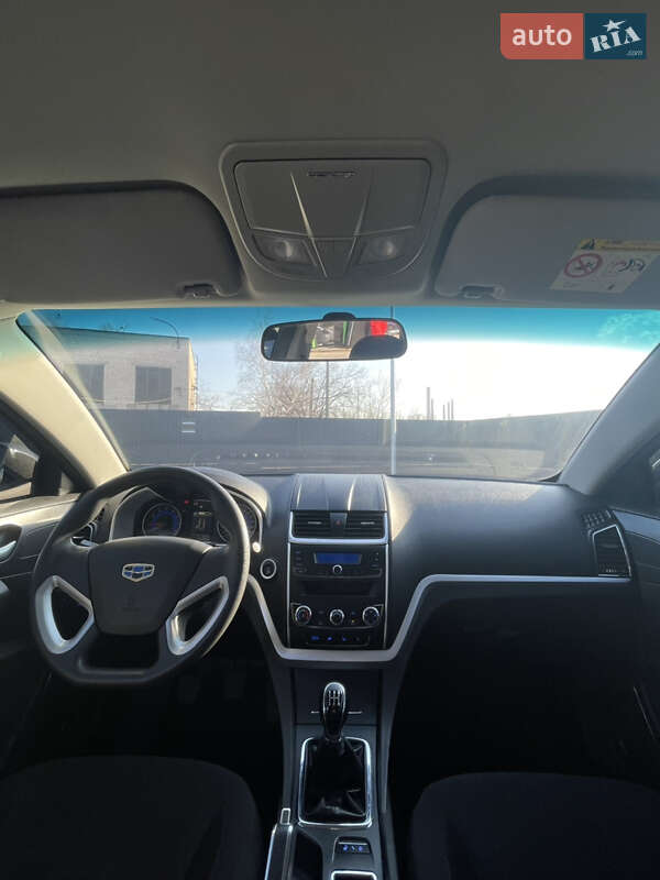 Седан Geely Emgrand 7 (EC7) 2017 в Дніпрі